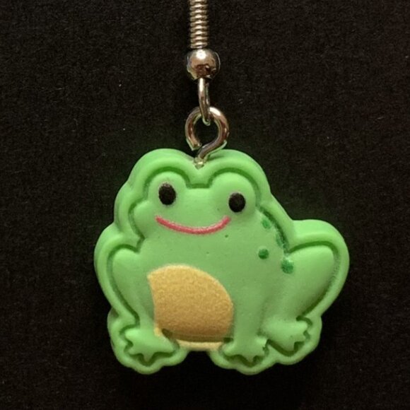 Frog Earring, Amphibian Earring, Silly Animal Earring, Gift Idea, Frog Jewelry - Picture 5 of 9